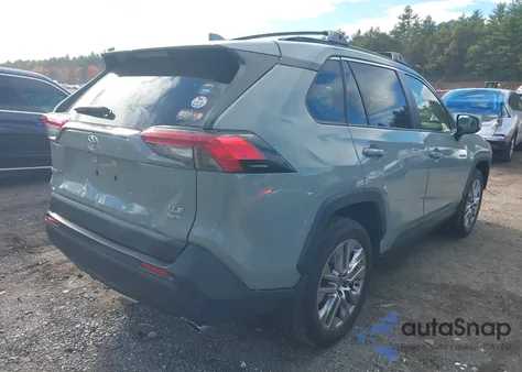 2021 Toyota Rav4 Xle Premium из США, поврежденный, VIN JTMA1RFV7MD069601